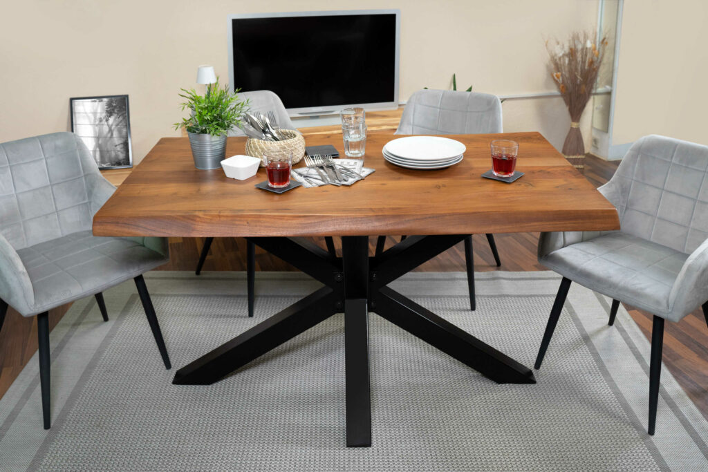 SAM_NEU-Esszimmer-Baumkante-Tische-Cali_aufgedoppelt-Spider_Gestell-nuss-schwarz-160-Cali_nussbaum_160_02